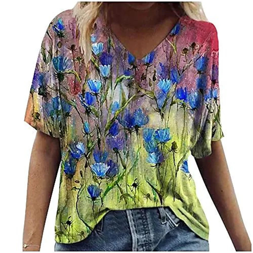 Vintage Floral Vibes: Women's Summer Gradient Graphics V-Neck T-shirts - Fashionable Loose Oversized Tees with Floral Print, Perfect for Vintage Clothing