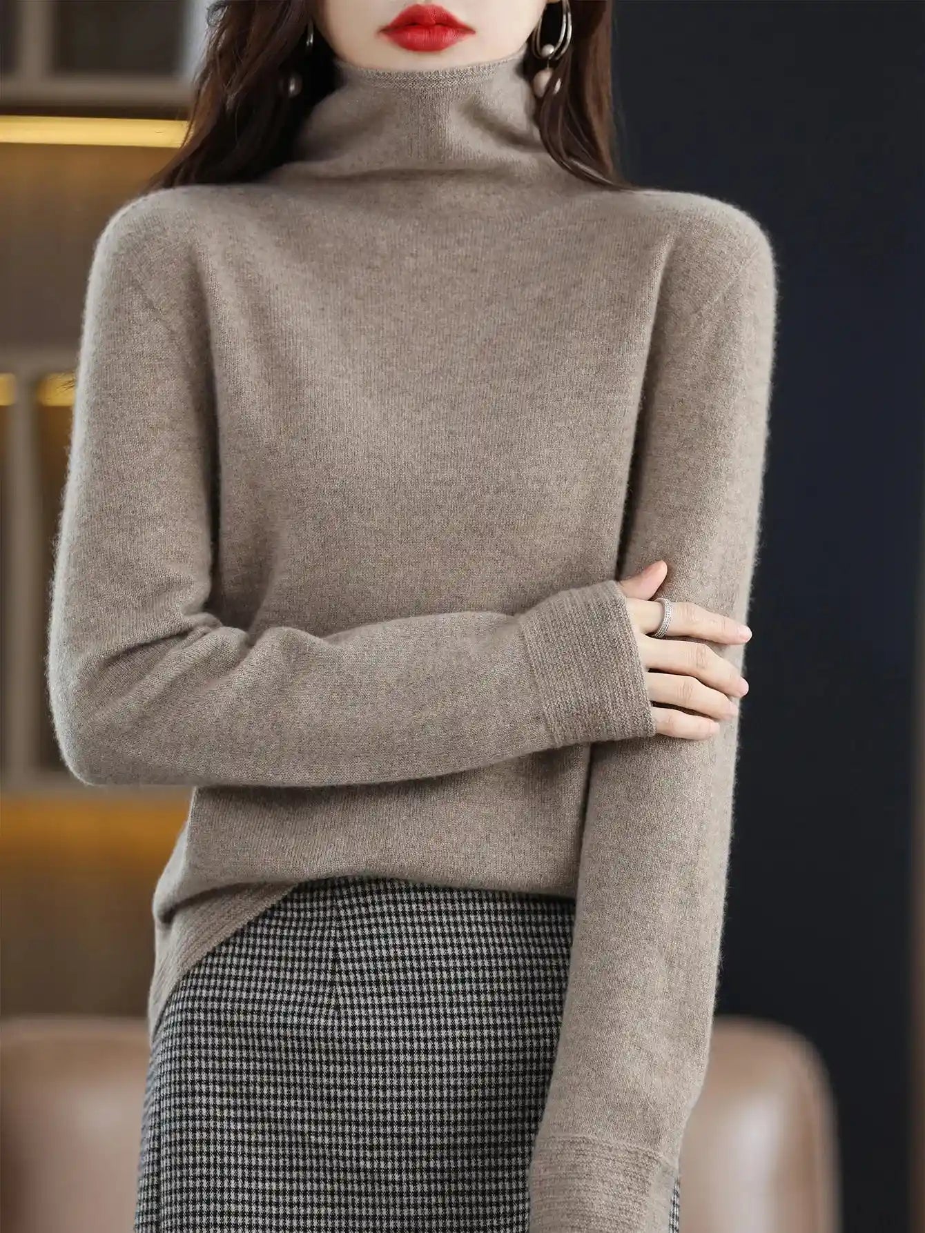 Warm and Cozy Turtleneck Merino Wool Sweater for Women Liograft